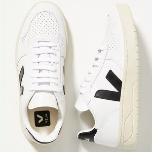 Veja V-10 Sneakers